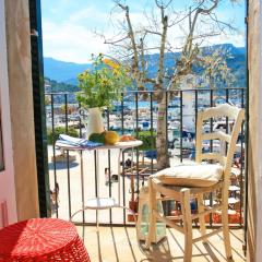 Marina 48 Seafront Apartment