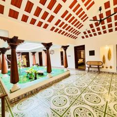 Courtyard Castle - Villa With Private Pool