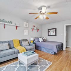 Spacious Open-Concept Studio Short-Midterm Stays