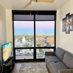 2bd 2bth Highrise in the heart of Roosevelt District!