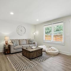 Athenian Haus with Grill