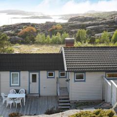 6 person holiday home in Bovallstrand-By Traum