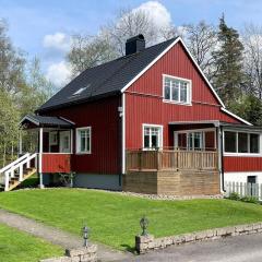Cozy 2-Bedroom Apartment in the Alps