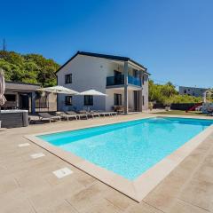 Beautiful Home In Imotski