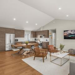 Modern Scandinavian Home, Near PDX and Downtown