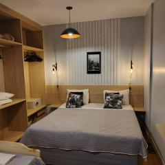 Golden Dolphin Express 403