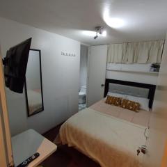 Acogedora y céntrica habitación Larcomar