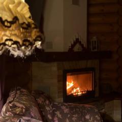 Cottage PolyaNitsa окремий котедж з каміном