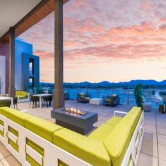 2bedroom 2bath desert oasis