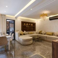 Luxurious duplex with a private pool