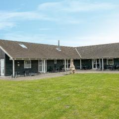 Amazing Home In Væggerløse With Sauna