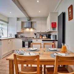 3 Bed Countryside Cottage, free parking, strong wifi, Harrogate