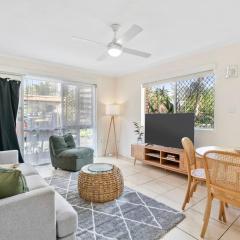 Monaco Escape - Seaside Stay near Dining and Nightlife