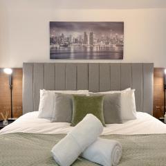 NEW Modern 2 Bedroom Apartment - City Centre