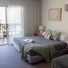 BATHURST GOLDFIELDS MOTEL at 428 CONROD STRAIGHT MOUNT PANORAMA