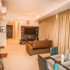 Modern 1BR Corner Unit, Pool & Gym Overlooking Cebu City Skyline - Cebu IT Park