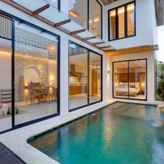 Private 3BR Villa Sweetie with Pool Seminyak