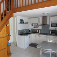 Maisonnette avec piscine, terrasse, parking, 5 pers. - FR-1-194-302