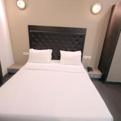 Palmgreens Suites & Banquet