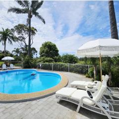 Mollymook Ocean View Motel - Welcoming Guests 18 Years and Older