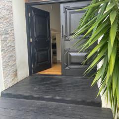 scarborough QLD private accommodation D