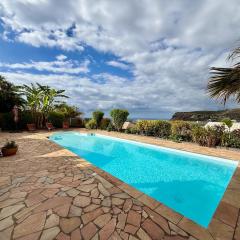 Appartement Le Dou Ananas avec piscine et vue mer