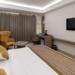 Emerald Luxe A Boutique Hotel