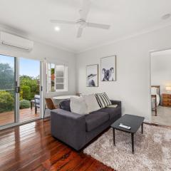 Charming 1 Bed Cottage with Garden Retreat