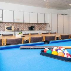 Splendid cabin in camping resort