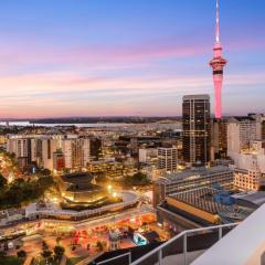 Skyline Penthouse Duplex - 2BR City Escape