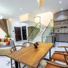 Osaka Apartment by Js Luxury