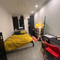 lalaland home Bùi Viện