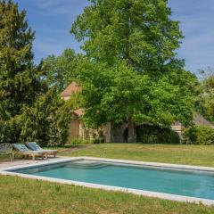 Provençal Farmhouse With Shared Pool In The Drôme