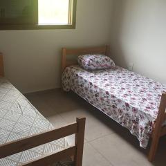 Quarto Twin em Siderópolis apenas HOMENS ou CASAIS, a 10 min de Nova Veneza