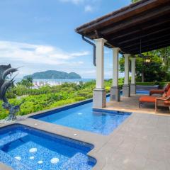 Villa Angel 4 bdr Ocean View pool in Los Suenos