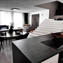 Moderný apartmán 156 m2 v blízkosti Bratislavského hradu