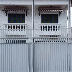 Dormitório Dourada Costa