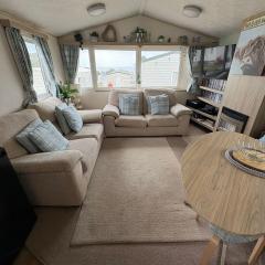 Homely static caravan with full central heating