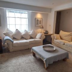 Binswood Garden Apartment