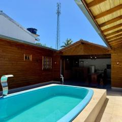 Casa com Piscina próxima Praia da Ilhota Itapema