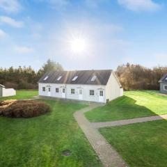 Stunning 6 person summerhouse