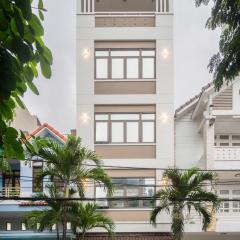 AnhHouse85 Da Nang - 750 meters from the beach - Free airport pick up and free modern coffee machine provided