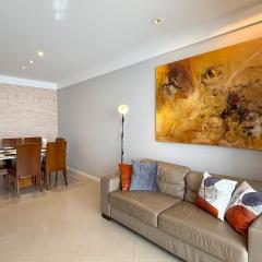 RefugioBacutia- Prédio FRENTE MAR Bacutia- 6 pessoas- 3 Quartos com AR sendo 1 suite - varanda- sala de estar e jantar Ampla -Piscina e Sauna no Prédio