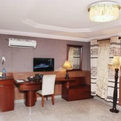 Li Tour International Hotel