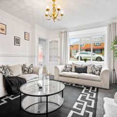 Stylish 3Bed House - Garden - Parking - Smart TV - Netflix 73B