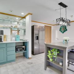 6 Mi to Barr Lake Apt with Hot Tub Access!