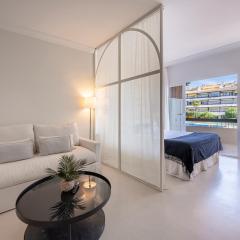 Studio in Private Urbanization next to the SEA