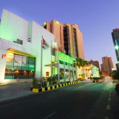 Holiday Inn - Suites Kuwait Salmiya by IHG