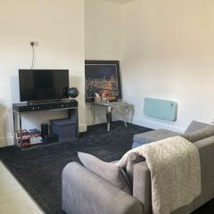 Flat 3, 260 Hawthorne Road