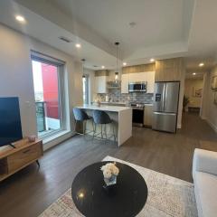 Downtown Spotless 2 Bed 2 Bath with 6 appliances